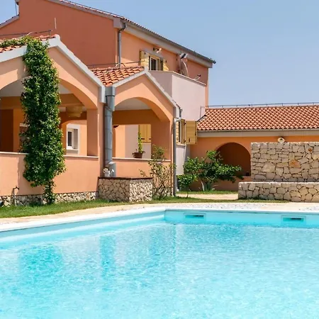 شقة Grandiflora With Pool *